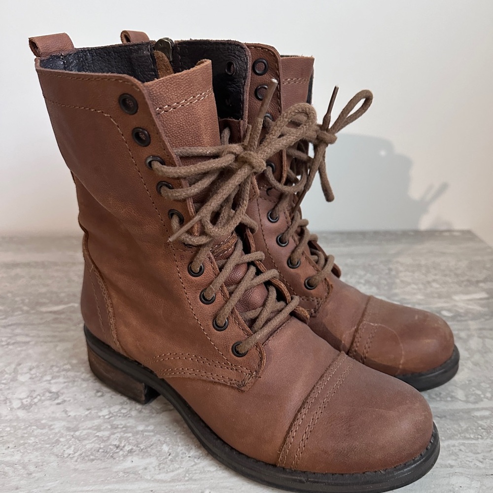 Steve Madden leather boots
